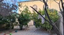 Biləcəri qəsəbəsi avtovaqzal yaxınlığında 2 mərtəbə ev, -2
