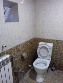 Qala qəsəbəsi Evqur marketin yaxınlığında ev satılır, -17