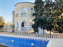 Merdekan baglarinda heyet evi almaq, -3