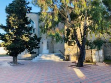 Merdekan baglarinda heyet evi almaq, -7