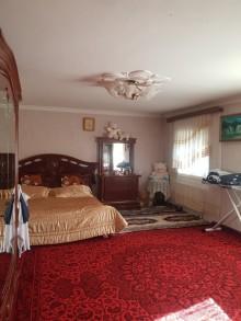 Sale Cottage, -10