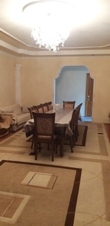 81 maşurtun axrıncı dayanacağı Həyət evi, -4