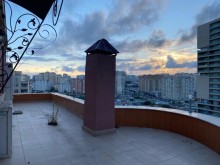 Tbilisi prospekti İST petrolun yaxınlığı Grand Həyat və Mc Donals yaxınlığında ev, -15