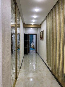Tbilisi prospekti İST petrolun yaxınlığı Grand Həyat və Mc Donals yaxınlığında ev, -20