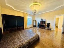 Merdekan qesebesinde eshyalri ile birlikde bag evi, -13