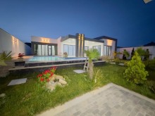 Shuvelanda bag evleri massivinde modern heyete evi, -19