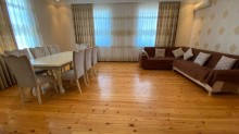 Satılır 4 otaqlı həyət evi / bağ evi 250 m², Merdekan q., Bakı, -13