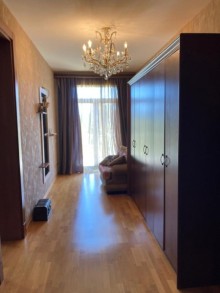 Mərdəkan q. Qizil Qum 6 otaqlı heyet evi bağ evi Satılır 370 m², -7