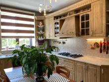 Mərdəkan q. Qizil Qum 6 otaqlı heyet evi bağ evi Satılır 370 m², -12