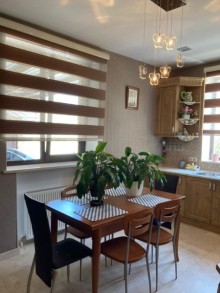 Mərdəkan q. Qizil Qum 6 otaqlı heyet evi bağ evi Satılır 370 m², -15