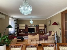 Mərdəkan q. Qizil Qum 6 otaqlı heyet evi bağ evi Satılır 370 m², -16