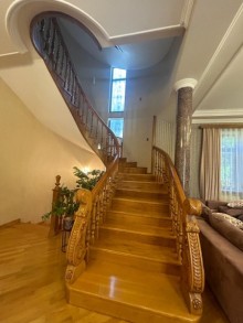 6-комн. дом / дача 500 м², В центральной части пос. Бакиханова, -7