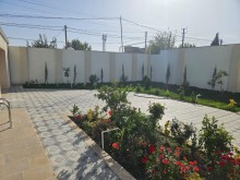 Şağan 4 otaqlı həyət evi / bağ evi — 250 m², -3