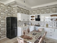 Şağan 4 otaqlı həyət evi / bağ evi — 250 m², -11