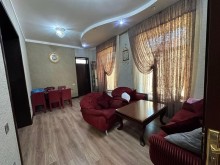 Bineqedi Novxani yolu Mehdiabad qesebesinde villa ev satilir, -7