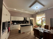 Bineqedi Novxani yolu Mehdiabad qesebesinde villa ev satilir, -8