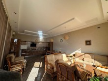 Bineqedi Novxani yolu Mehdiabad qesebesinde villa ev satilir, -10