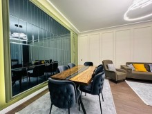 Merdekanda heyet evleri, 4 otaq, 165 m2, 2 sanitar qovşağı, 1 mərtəbə, -13