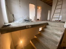 В поселке Новханы города Баку продается 5-комнатный дом, -3