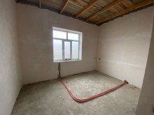 В поселке Новханы города Баку продается 5-комнатный дом, -6