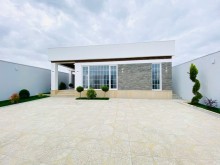 Merdekanda heyet evleri / bag evleri satisi. 1 mərtəbəli, 4 otaqlı, 150 m2, -4