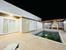 Merdekanda heyet evleri / bag evleri satisi. 1 mərtəbəli, 4 otaqlı, 150 m2, -14