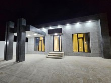Bakı, Mərdəkan, ev satılır. 1 mərtəbəli, 4 otaqlı, 150 m2, -4