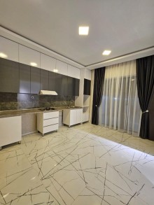 Bakı, Mərdəkan, ev satılır. 1 mərtəbəli, 4 otaqlı, 150 m2, -7