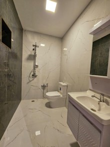 Bakı, Mərdəkan, ev satılır. 1 mərtəbəli, 4 otaqlı, 150 m2, -8