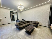 Mərdəkan, 5 otaqlı villa bağ evi satışı. Torpaq sahəsi 550 m2, -12