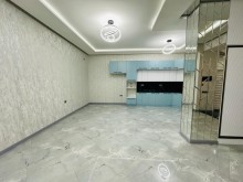 Bakı bağlarında Mərdəkan həyət evləri ərazisində yeni 2 mərtəbəli villa ev, -2