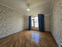 Mərdəkan qəsəbəsində 5 otaqlı ev al. Yaşayış sahəsi 350 m2, -15