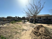 Bakı, Mərdəkan qəsəbəsində Əncirlik mağazasına yaxın torpaq al, -6