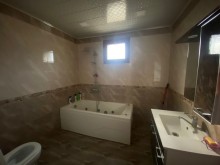 Novxanı Sarı Qaya massivi Spring otelin sırasında heyet evi al, -19