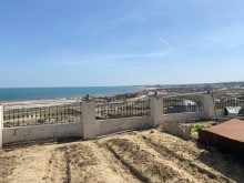 Novxanida 1-ci sirada torpaq deniz panorama, -5