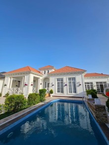 Mərdəkan, Teymur Quliyev küçəsində, ətrafı villa evlər olan ərazidə bağ evi satılır, -2