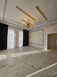 Mərdəkan, Teymur Quliyev küçəsində, ətrafı villa evlər olan ərazidə bağ evi satılır, -7