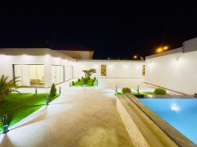 Mərdəkanda villa evlər satılır. 2 mərtəbəli, 5 otaqlı ev 316 m2, -9