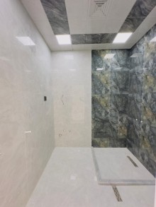 Bakı şəhəri 230 saylı orta məktəb yaxınlığında hovuzlu ev satılır. Şüvəlan, -13