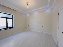 Bakı şəhəri 230 saylı orta məktəb yaxınlığında hovuzlu ev satılır. Şüvəlan, -14