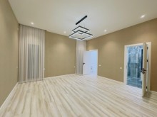 Mərdəkanda həyət evləri massivində modern ev satlır, -10