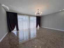 Mərdəkan q. Satılır 4 otaqlı həyət evi/bağ evi 170 m², -10