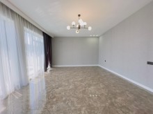 Mərdəkan q. Satılır 4 otaqlı həyət evi/bağ evi 170 m², -11