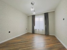 Mərdəkan q. Satılır 4 otaqlı həyət evi/bağ evi 170 m², -12