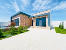 Mərdəkan q. Satılır 4 otaqlı həyət evi/bağ evi 170 m², -19