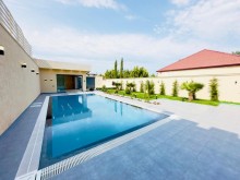 Satılır 5 otaqlı həyət evi/bağ evi 300 m², Mərdəkan q. Buzovna yolunda, -2