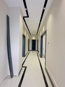 Satılır 5 otaqlı həyət evi/bağ evi 300 m², Mərdəkan q. Buzovna yolunda, -8