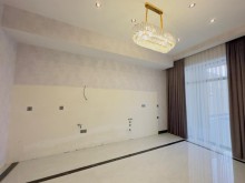 Satılır 5 otaqlı həyət evi/bağ evi 300 m², Mərdəkan q. Buzovna yolunda, -11