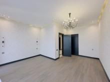 Satılır 5 otaqlı həyət evi/bağ evi 300 m², Mərdəkan q. Buzovna yolunda, -16