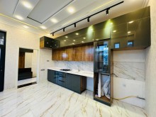 Mərdəkanda 4 otaqlı villa / bağ evi Satılır 150 m², Bravo yolunda, -11